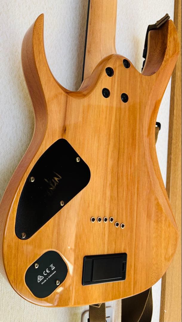 アイバニーズ　LHM1 Luke Hoskin signature