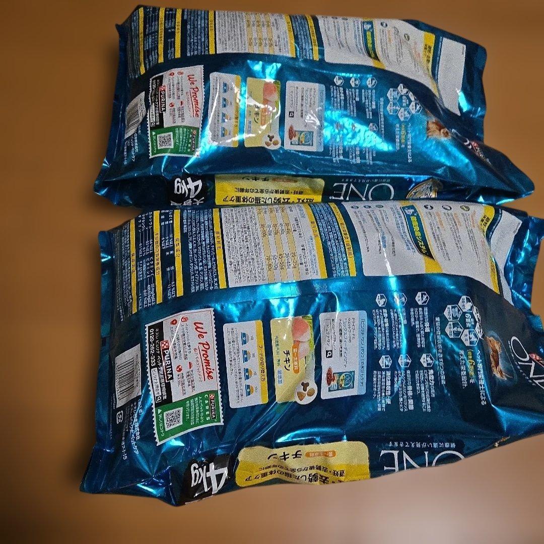 PURINA ONE ドライフード 4kg チキン　×　2個