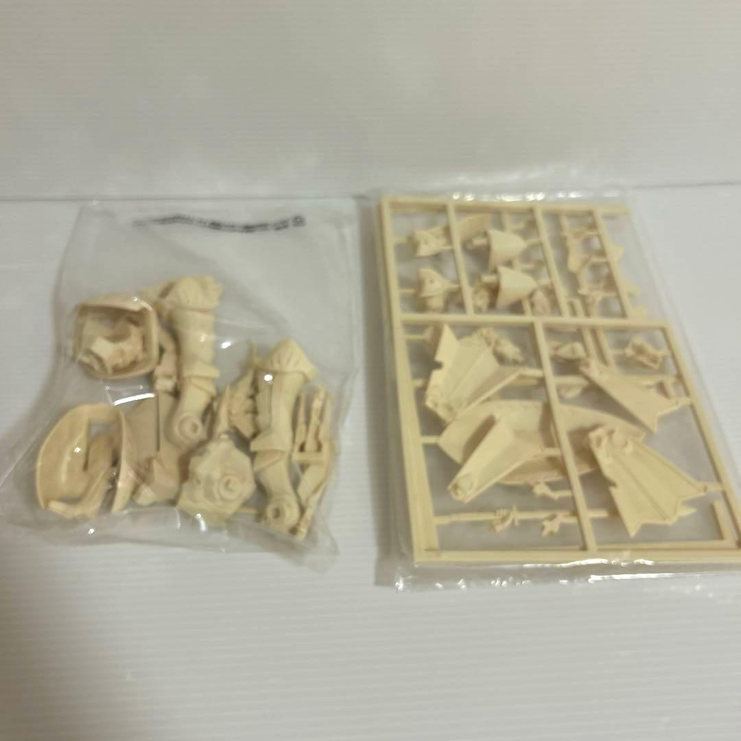 未組立　ボークス ファイブスター物語 SAV 1/100 ブラッド・テンプル