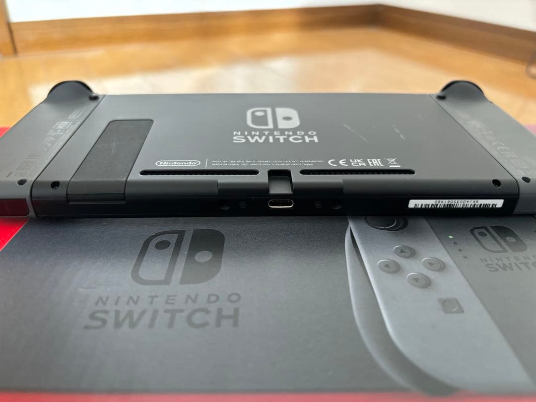 美品Nintendo Switch 本体 グレー Joy-Con付き