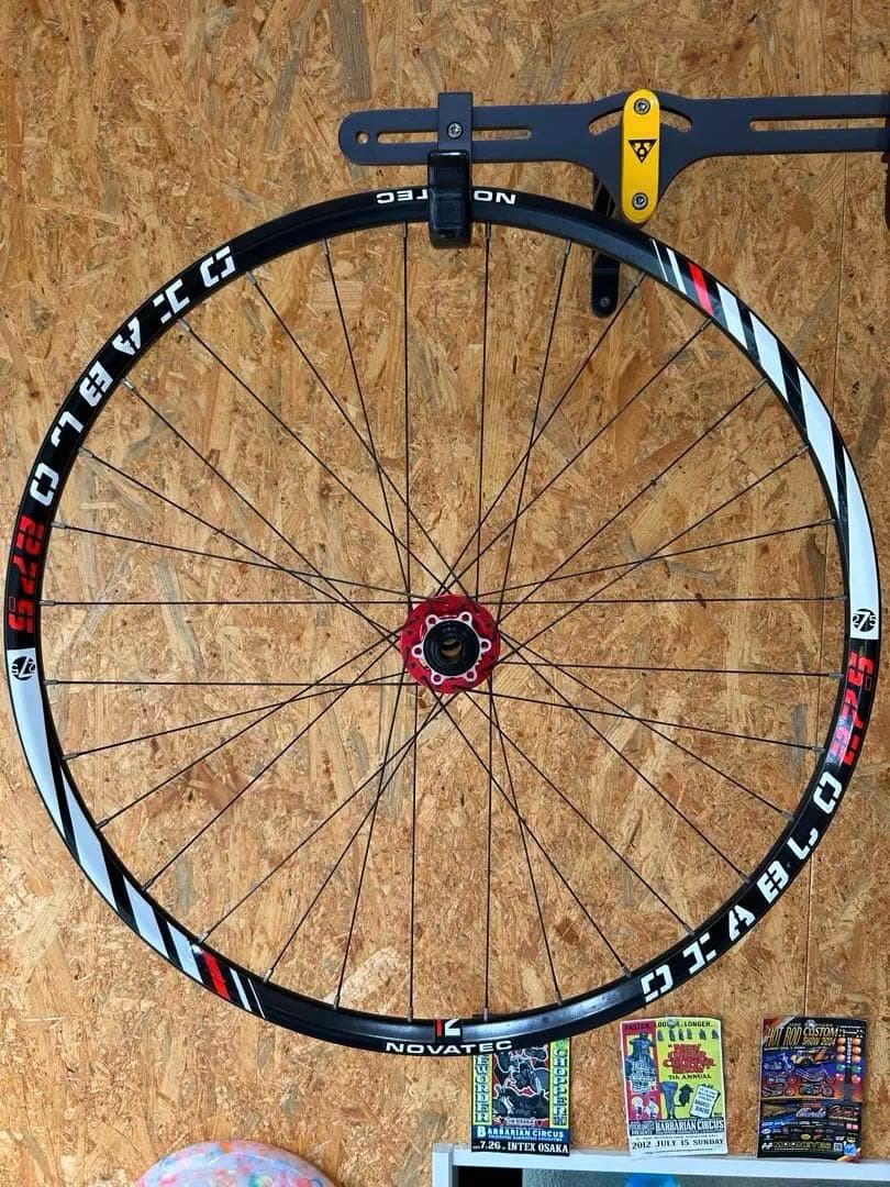 【美品】NOVATEC フロントホイール 27.5 インチ 100×15mm