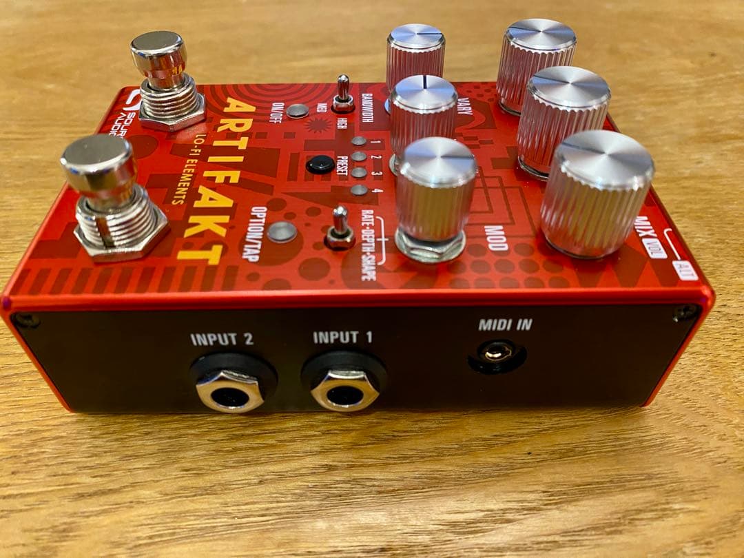 6bluesbfa9 様 Source Audio SA280 ARTIFAKT