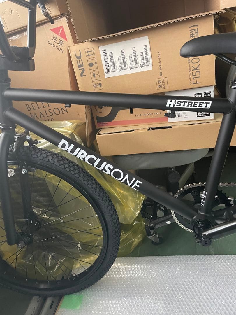 ダーカスワン　Hストリート