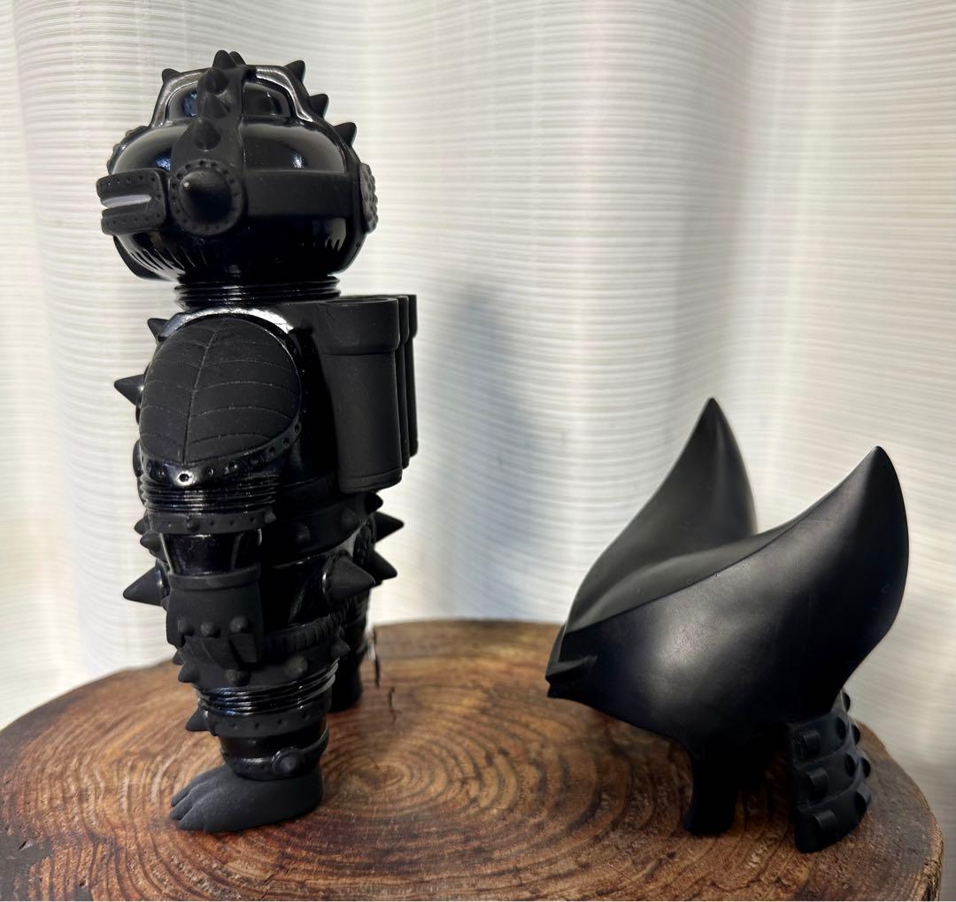 ともだち初号機　兜　マント付き