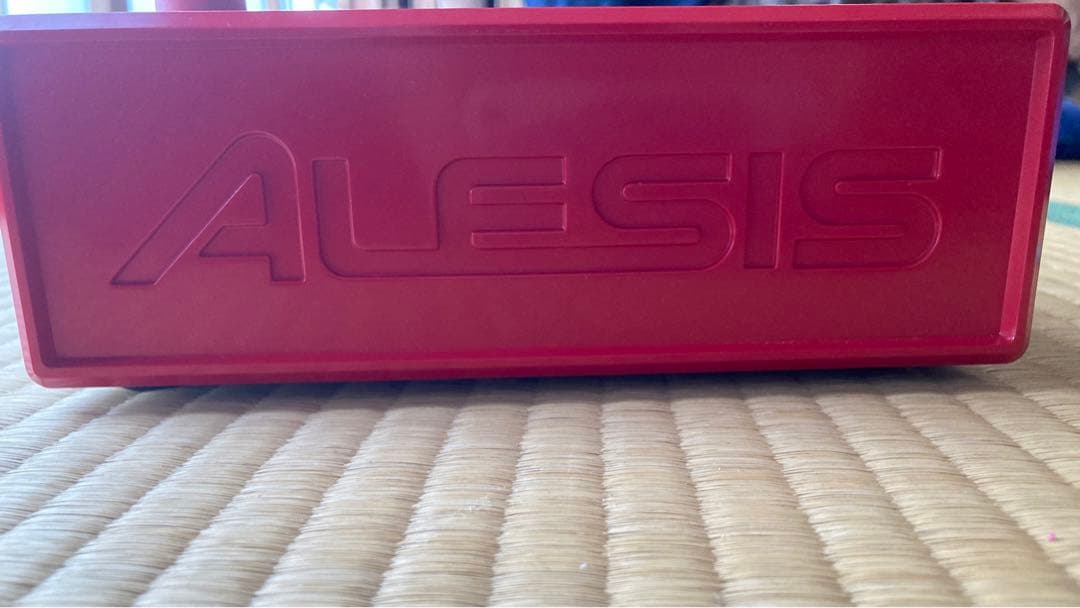 ALESIS MICRON シンセサイザー　廃盤品