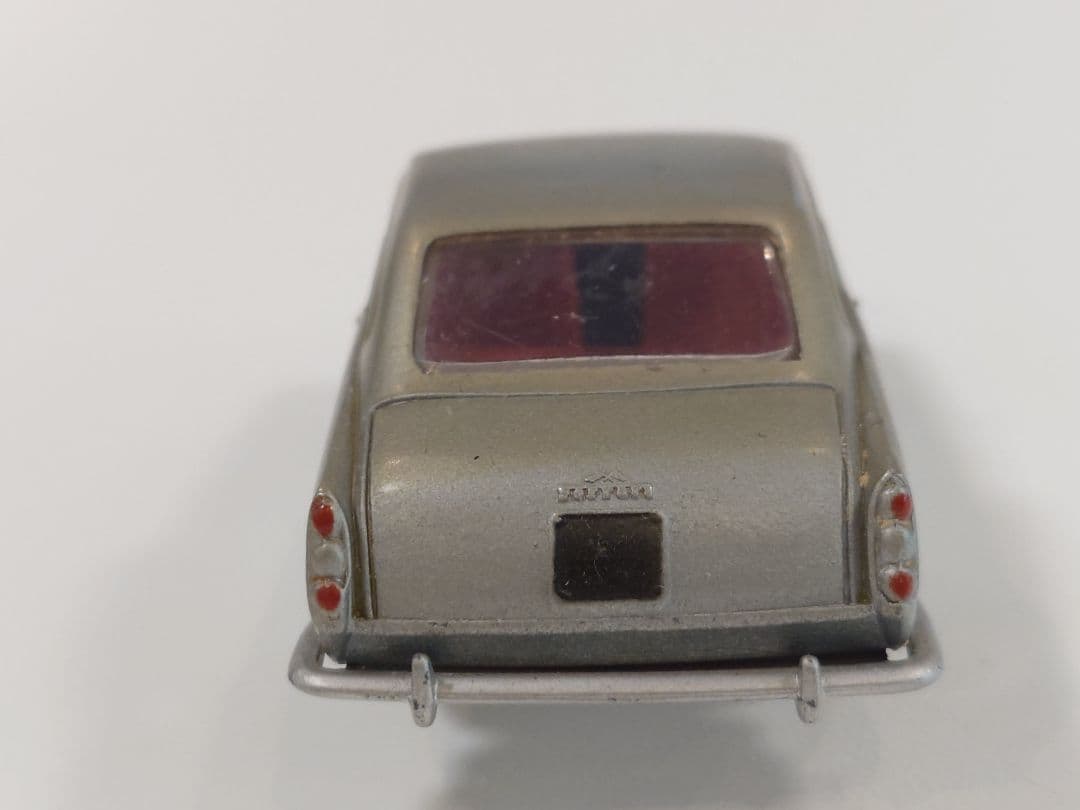 ミニカー SOLIDO REF 123 FERRARI 250GT 2+2