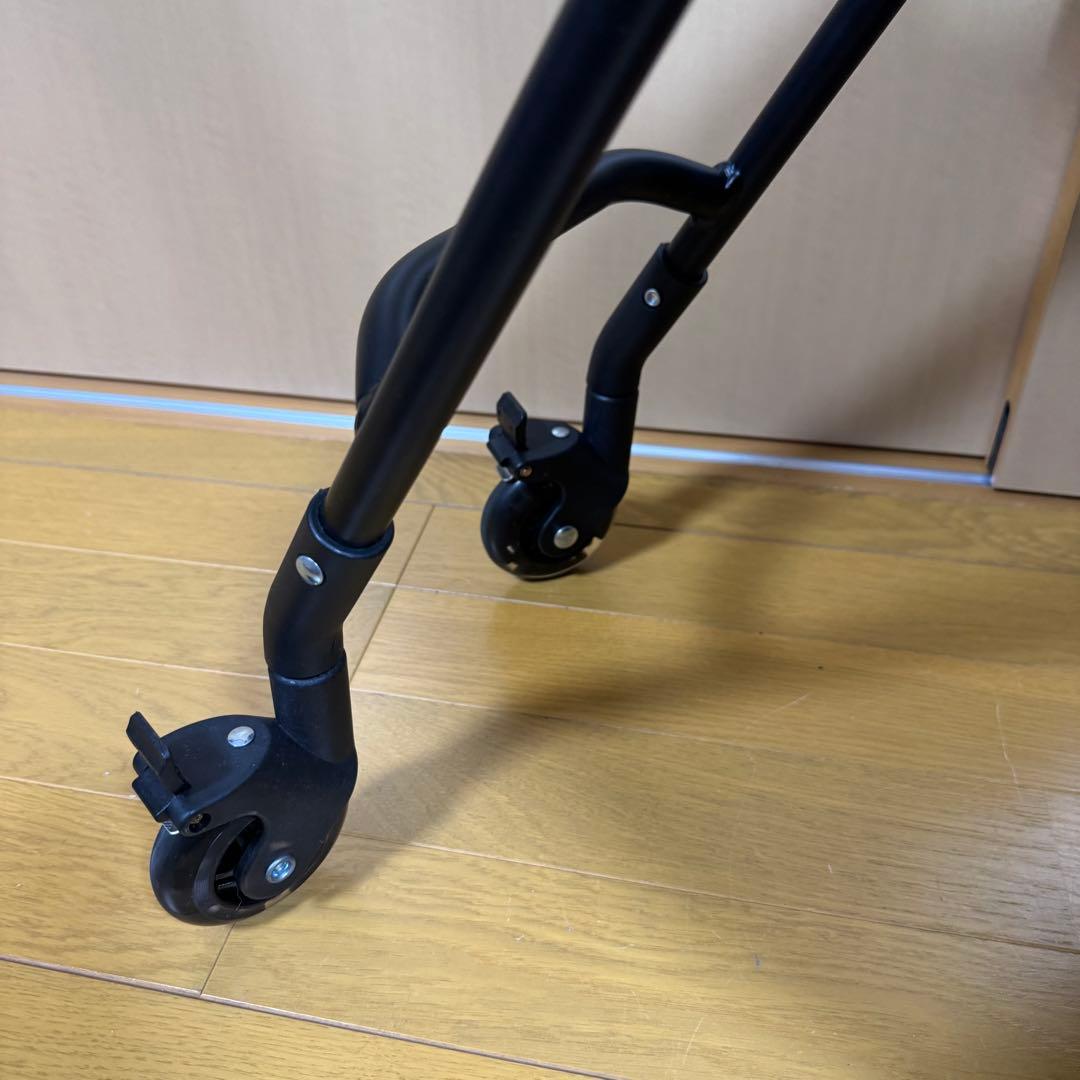 キッズキャリーケース　乗れる　スーツケース　キッズトラベルNEO 子供