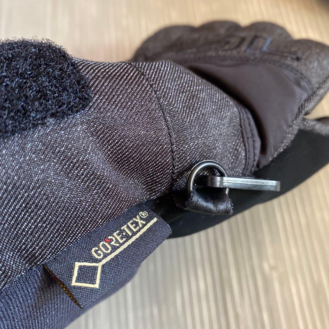 【新品未使用】VOLCOM グローブ GORE-TEX スノボ ゴアテックス