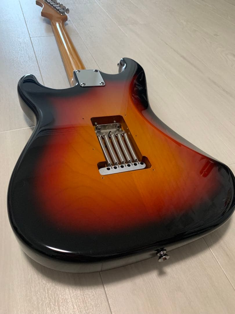 s*n様 bacchus ストラト　初期ロゴ　改造多数