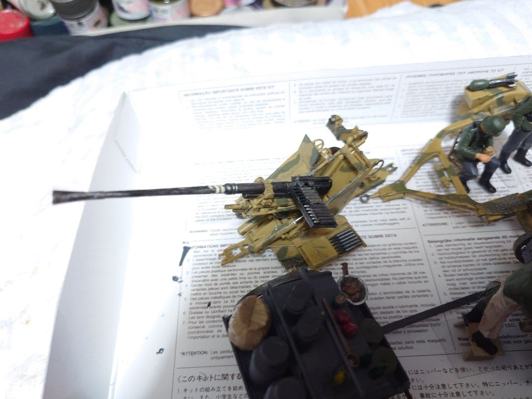 仮出品1/35タミヤイタレリドイツ軍東部戦線戦車12両+兵士+炊飯セット　完成品