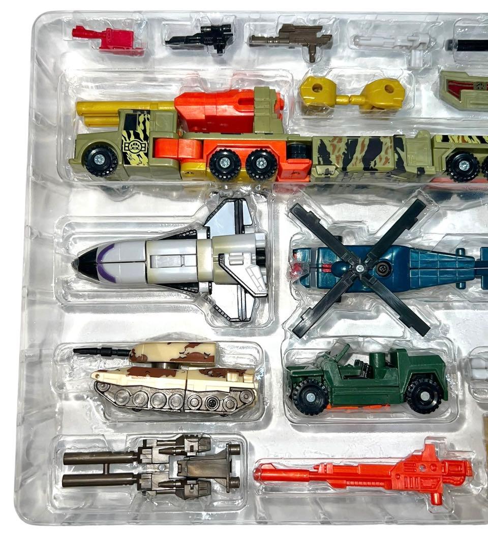 稀少　美品　トランスフォーマー　カーロボット　バルディガス