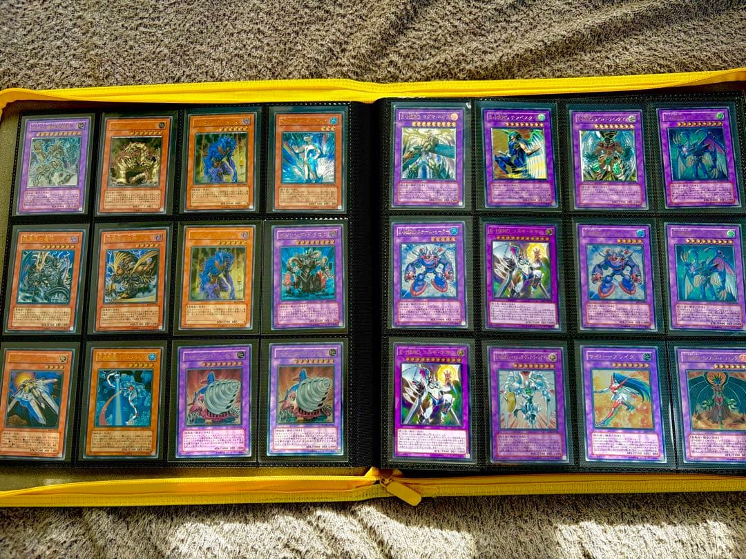 遊戯王　引退品　レリーフなど　435枚