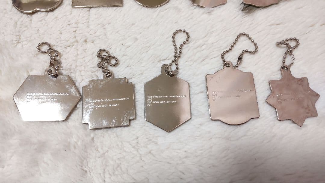 ハリー・ポッター 名場面メタルキーホルダー9種&缶バッジ&ステッカー