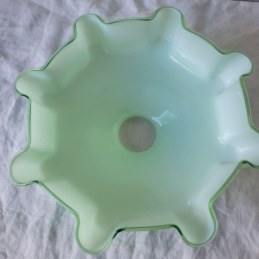 フランス　アンティーク　シェード　ミルクガラス　メロン色