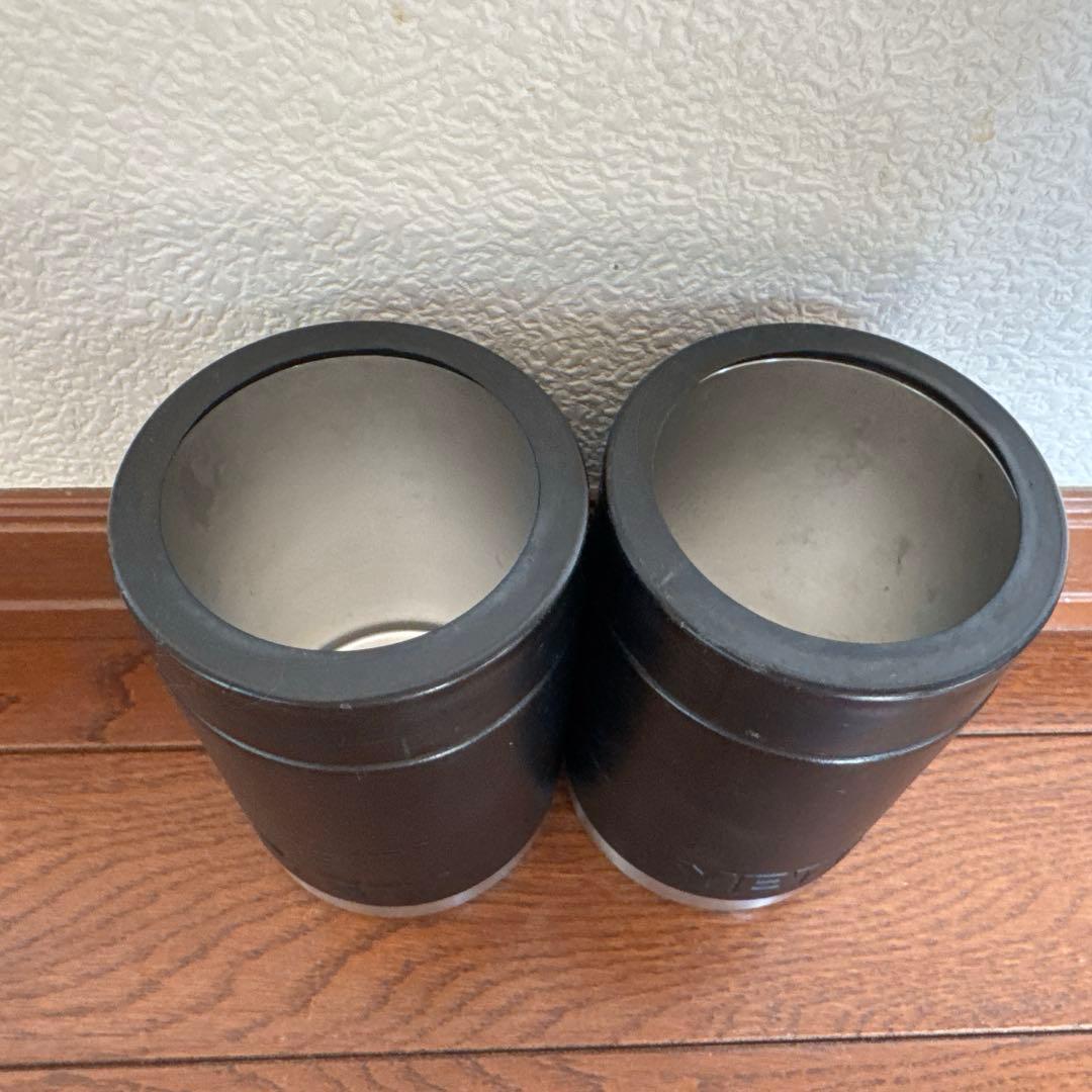 YETI ステンレスマグカップ ブラック14oz(414ml)&缶クーラー