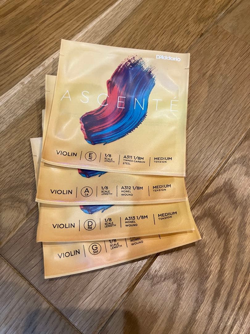 鈴木　SUZUKI ヴァイオリン1/8 NO230 2024年