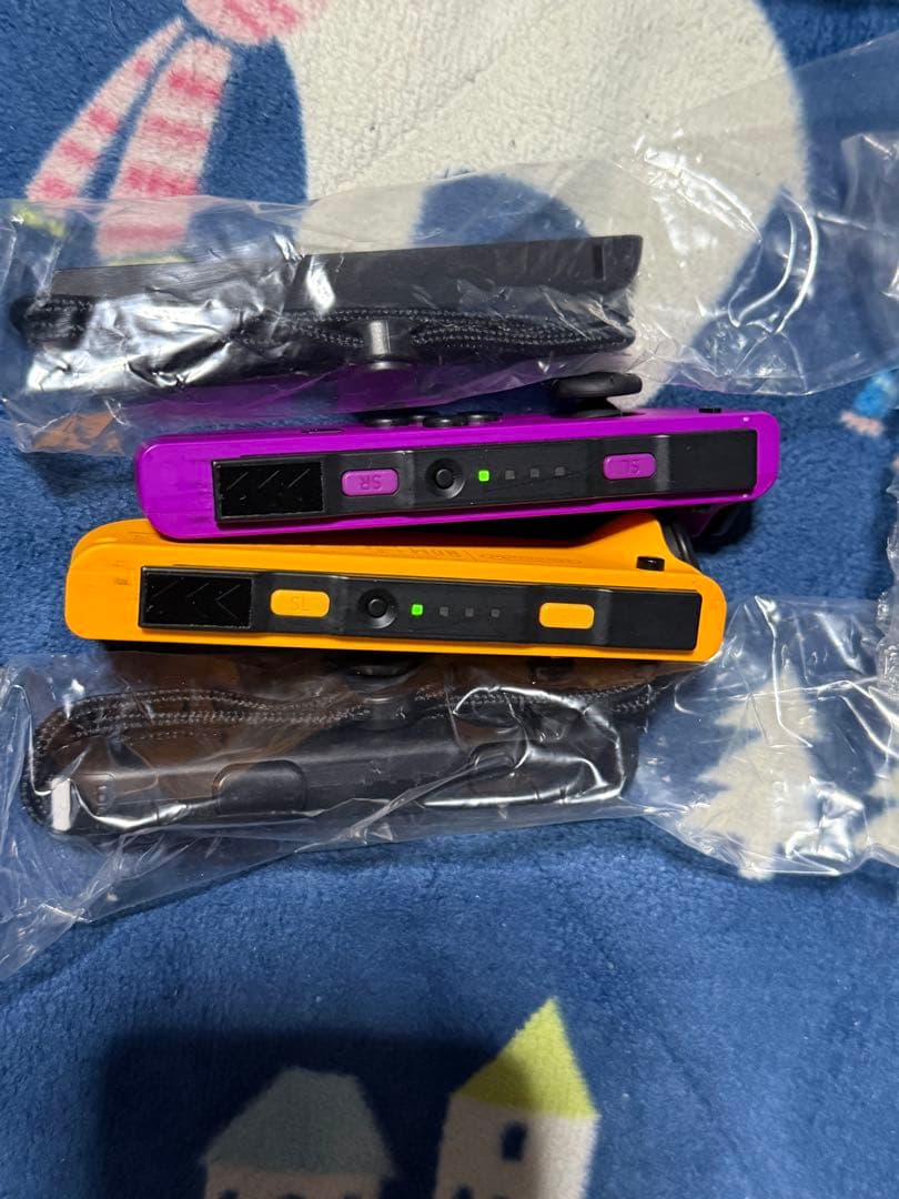 Nintendo Switch グレー本体&Joy-Conオレンジ・パープル