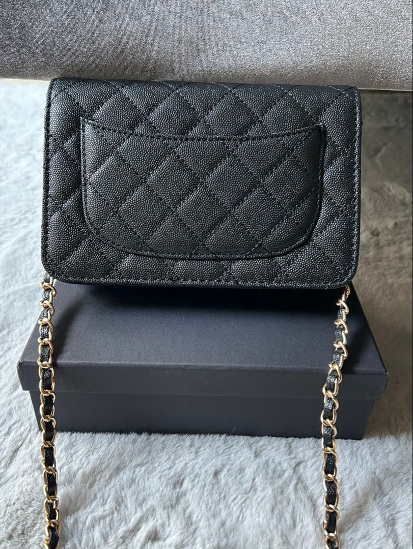 CHANEL ノベルティ ショルダーバッグ チェーンウォレット