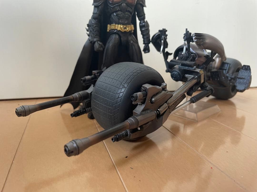 バットポッド　桂正和×竹谷隆之　コラボフィギュア　バットマン&バットポッド