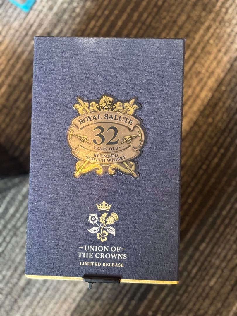  SALUTE 32 YEARS OLD ウイスキー