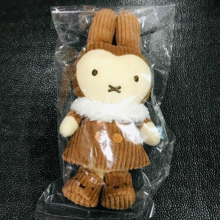 ブラウン　茶色　コーデュロイ