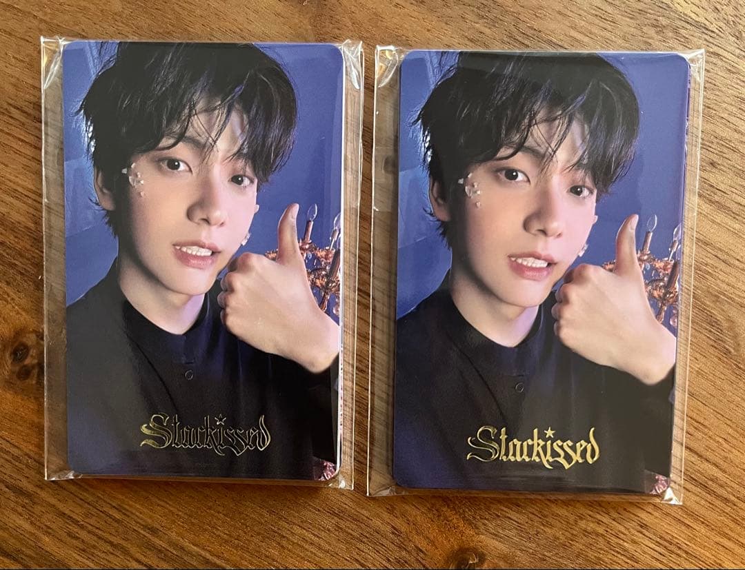 値下げ新品未開封TXT starkissed シリアル17枚weverse特典付