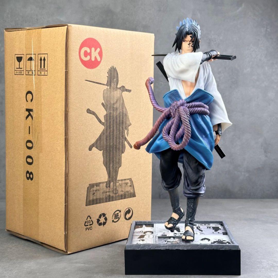 NARUTO ナルト　うちはサスケ　高さ35cm 海外フィギュア