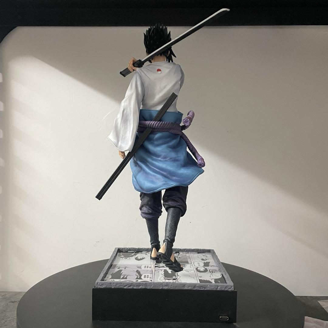 NARUTO ナルト　うちはサスケ　高さ35cm 海外フィギュア