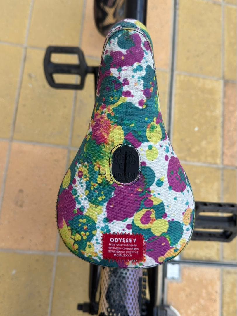 CULT（カルト）BMX 20インチ ブラック 完成車 ダート