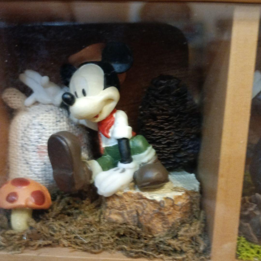 【Disney】ミニチュアコレクション　壁掛け　木製　ᒍOᒪᒪY COUNTRY