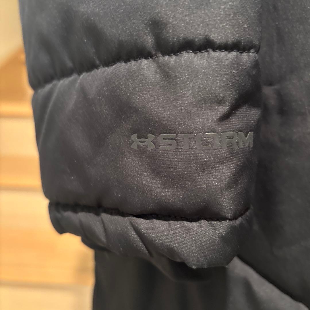 ☆ UNDER ARMOUR ベンチコート　　　L size 美品☆
