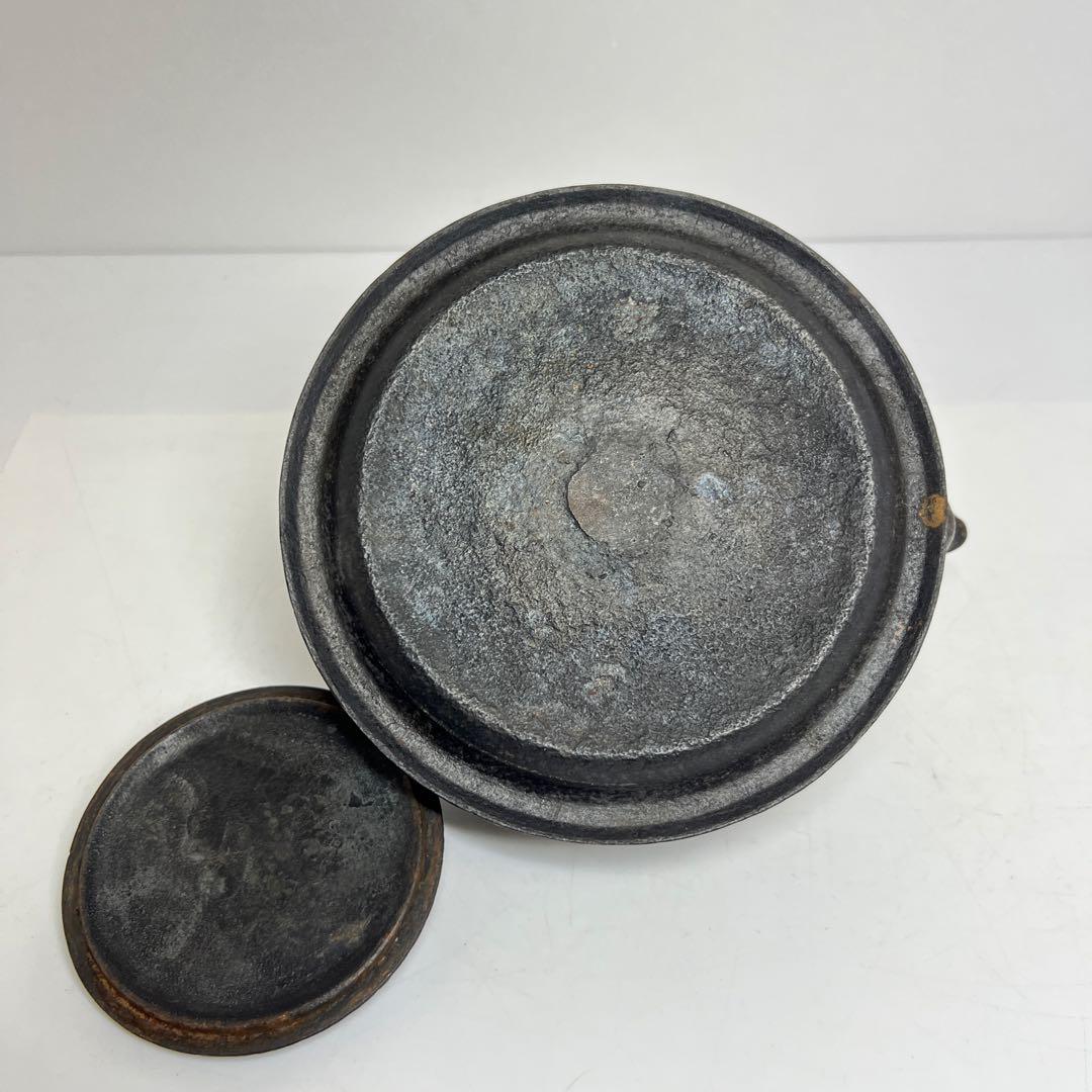 南部　宝泉　出来良　菊図　鉄瓶　1841g 東さ8-0131☆2F