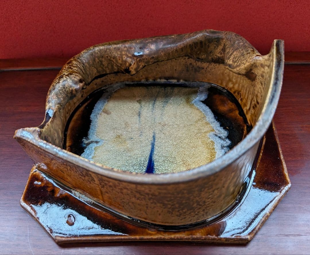 【高光一生】 陶芸 灰皿 オブジェ 花生 小物入れ インテリア 一点物 爬虫類