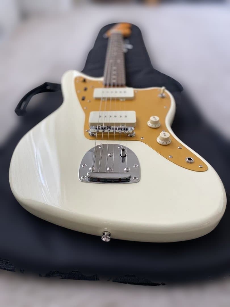 美品SQUIER スクワイヤー J Mascis J マスシス ジャズマスター