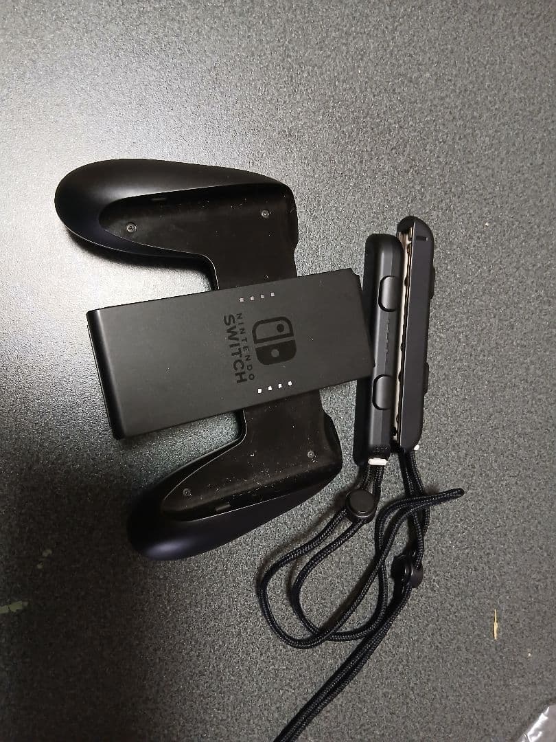 Nintendo Switch 本体 赤/青 Joy-Con 付属品付き