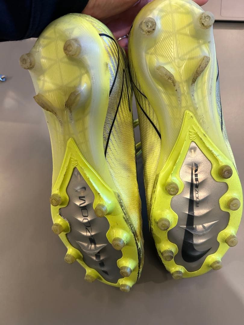 NIKE マーキュリアルヴェイパー16エリート