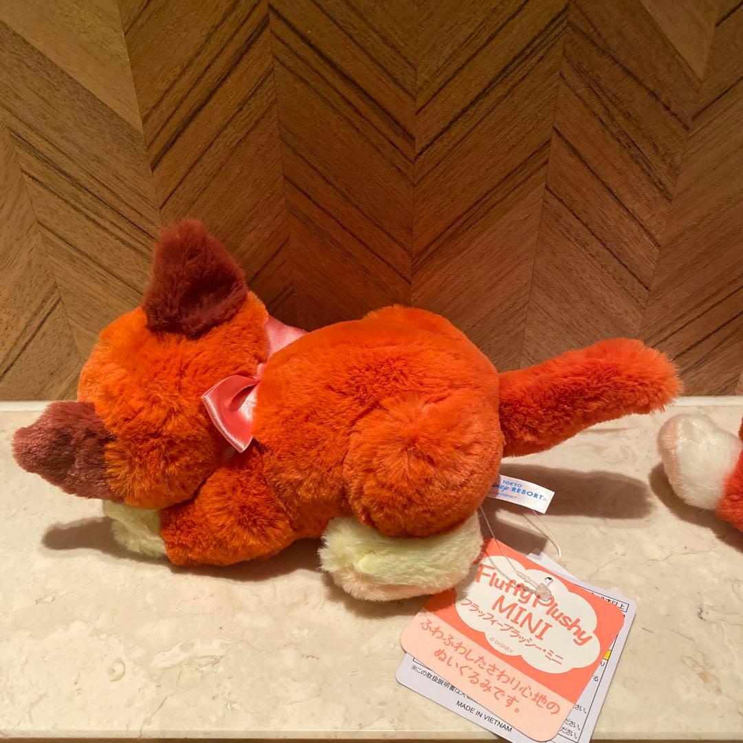 新品未使用タグ付♡ダイナ♡ぬいぐるみキーチェーン&ぬいぐるみ