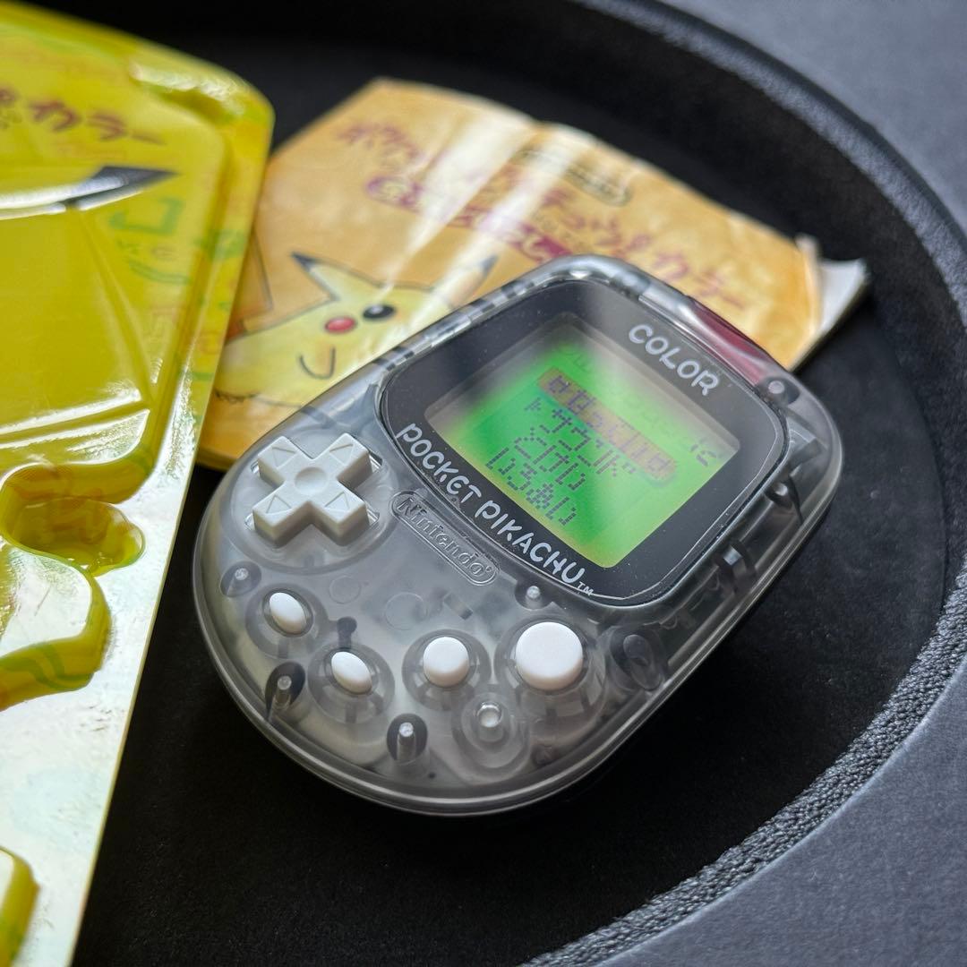 極美品！任天堂ポケットピカチュウ！カラー　金・銀といっしょ！万歩計 動作確認済み