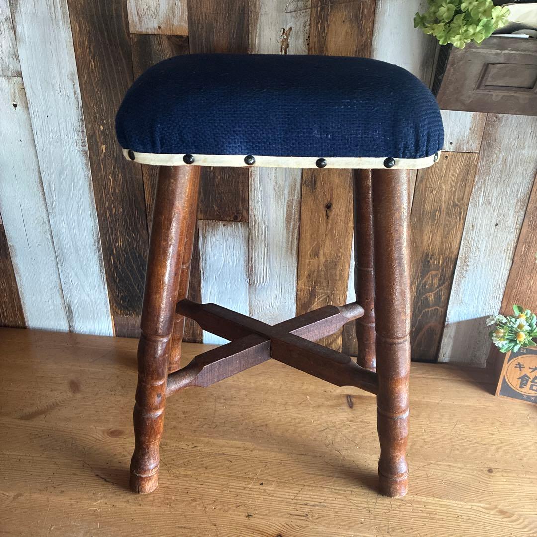 ネイビー布製クッションスツール　アンティーク　古家具　レトロ