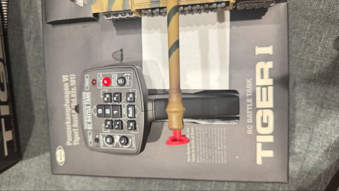 M1A2 ABRAMS RCバトルタンク + TIGER I ジャンク