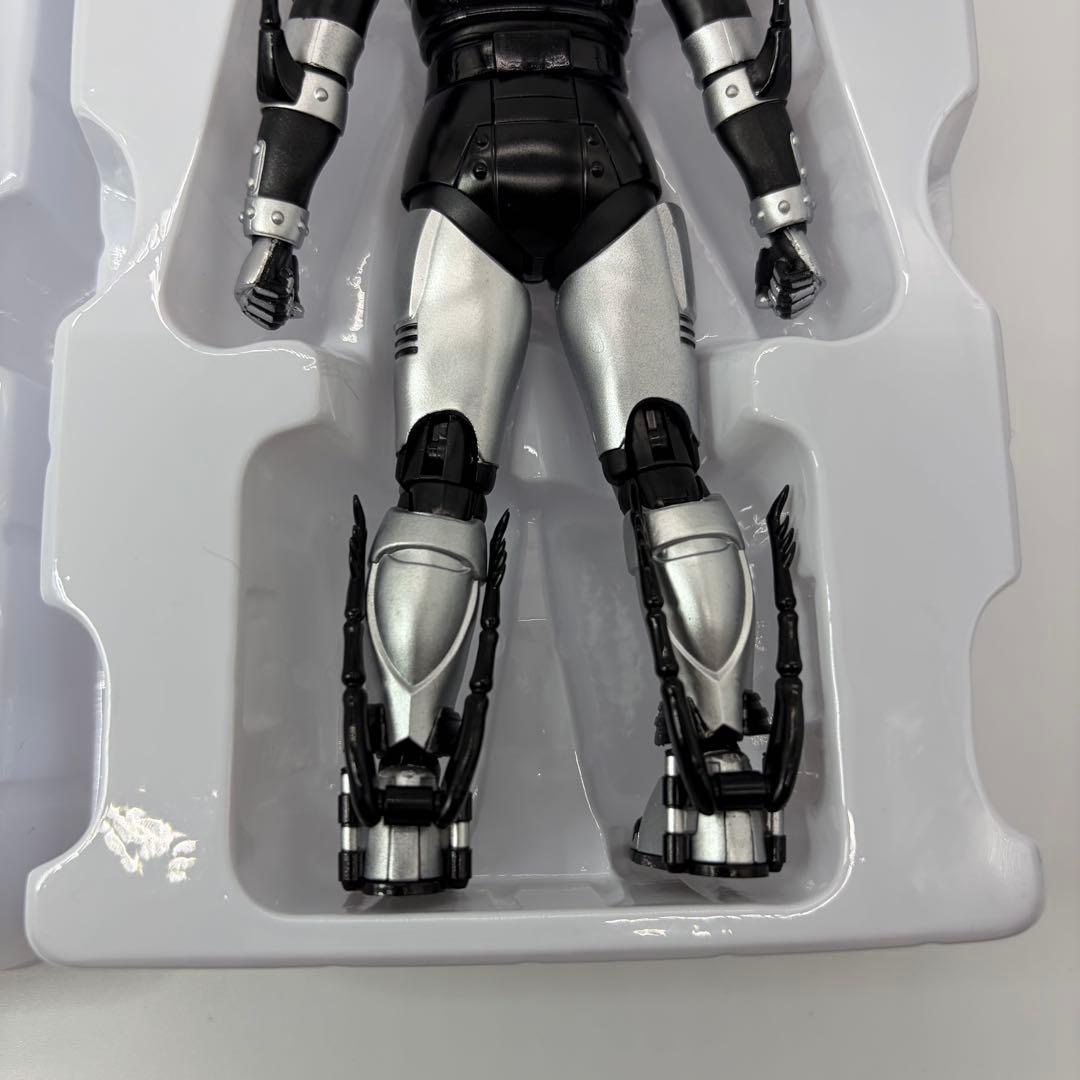 S.H.フィギュアーツ 真骨彫製法 真骨頂 ブラック シャドームーン