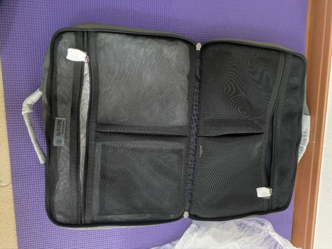 新品非売品★G/FORE ジーフォア刺繍4Gロゴ トラベルバッグバッグインバッグ