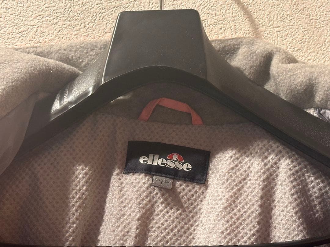 スキーウェアレディース用Lサイズ 上下　 Ellesse