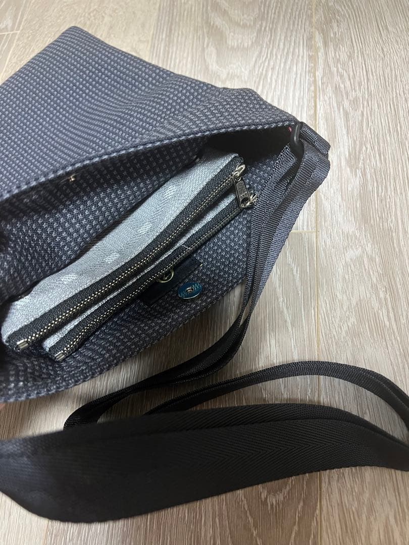 JAL 1000個限定　シートファブリック　ショルダーバック ポーチ3点セット