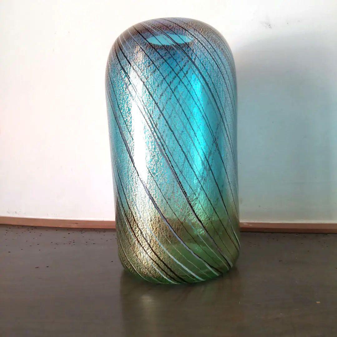 深海の輝き　工芸硝子　花びん　ガラスアート　金箔入りフラワーベース