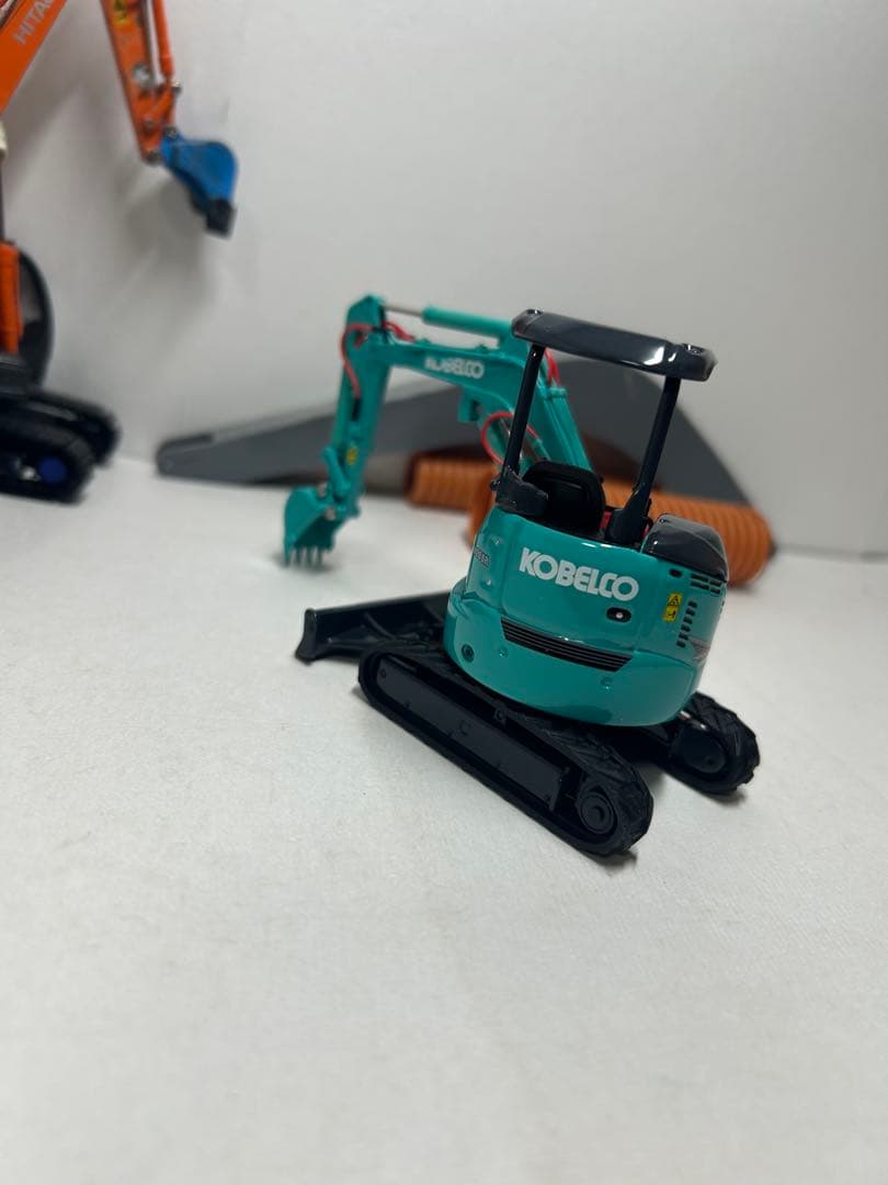 ミニカー KOBELCO sk28sr