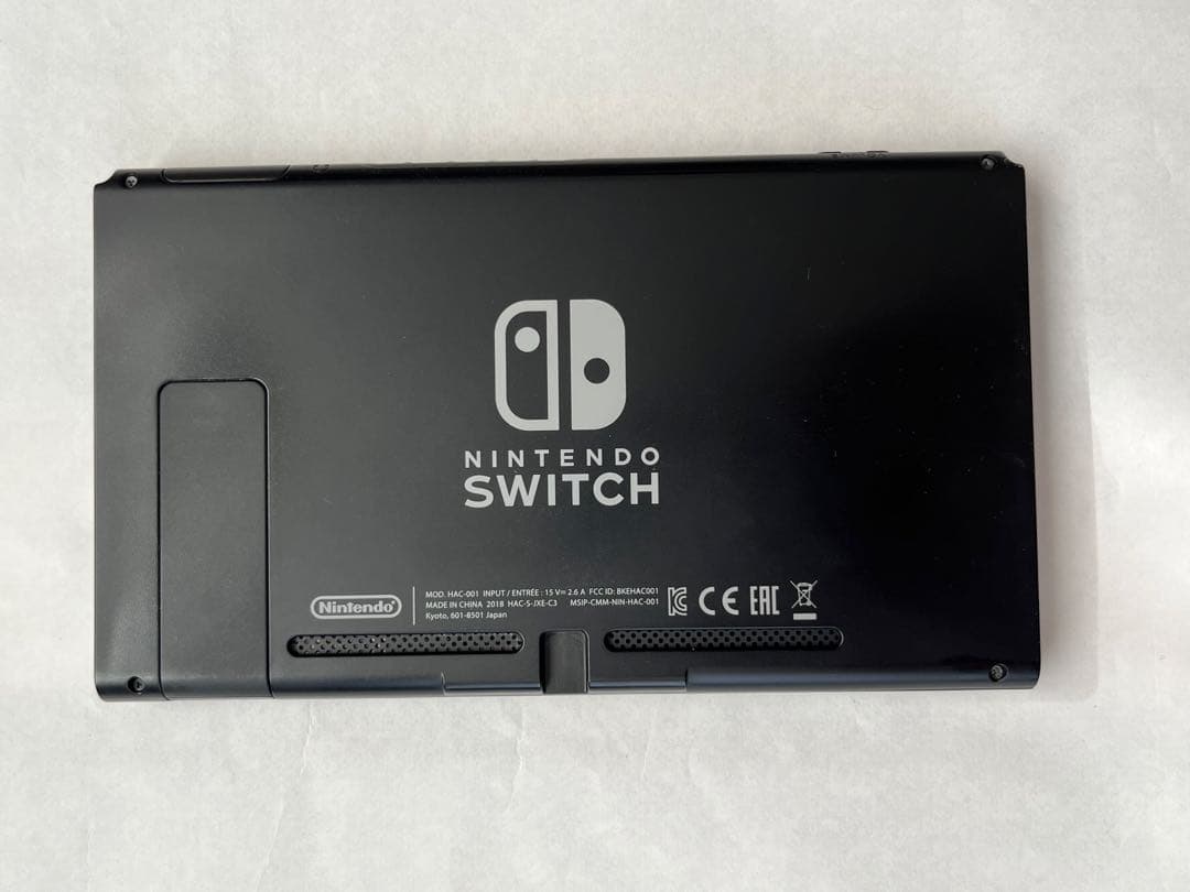 【中古】Nintendo Switch 一式 + microSD 64GB