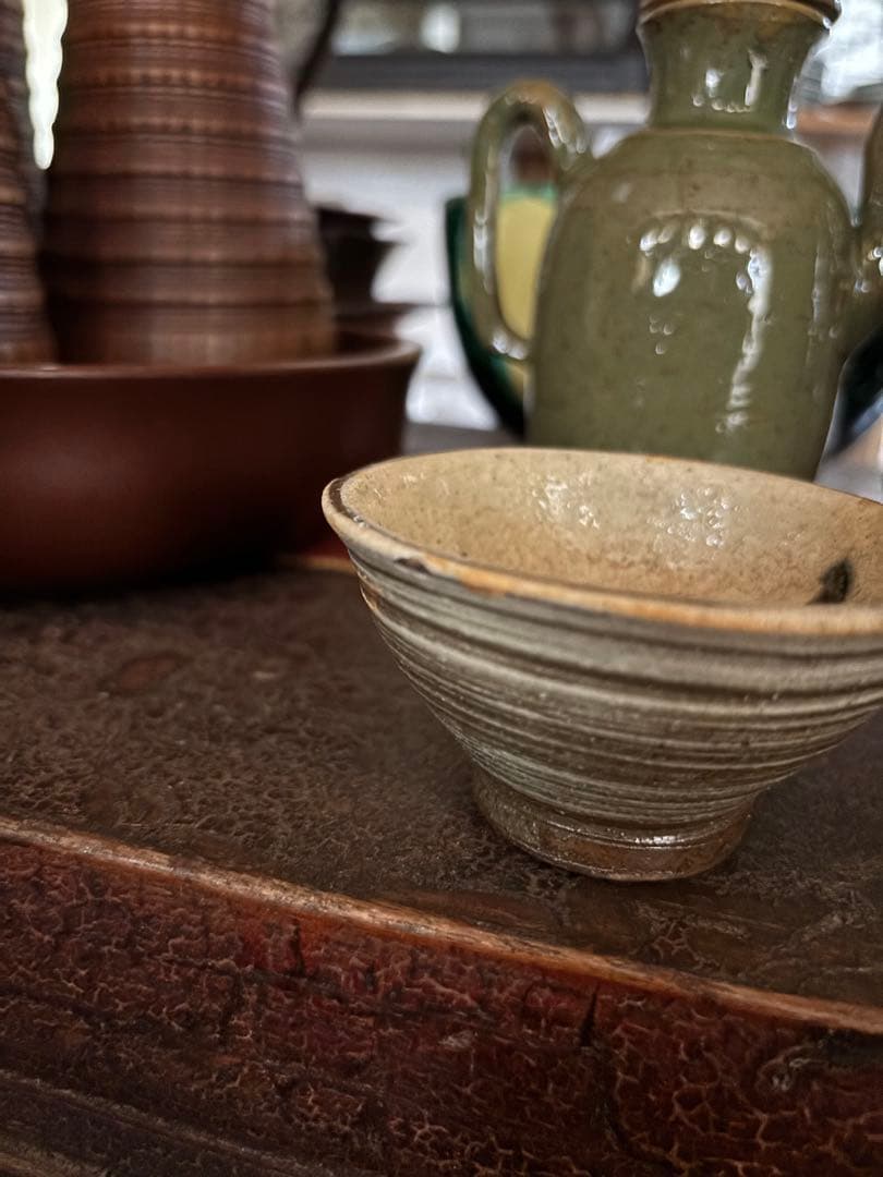 国宝　金城次郎　長男　壺屋焼 やちむん 金城敏男 酒器 琉球　魚紋　ぐい呑み