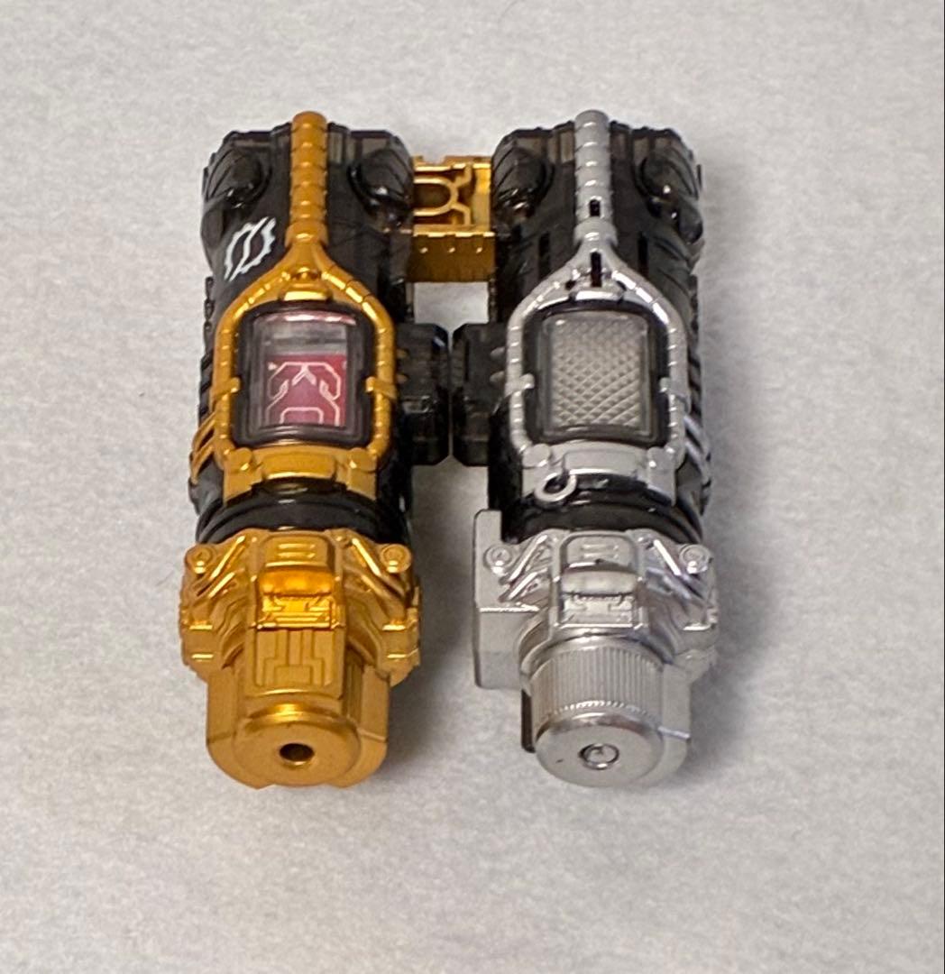 仮面ライダービルド DXハザードトリガー　ラビットタンク　スパークリング　セット