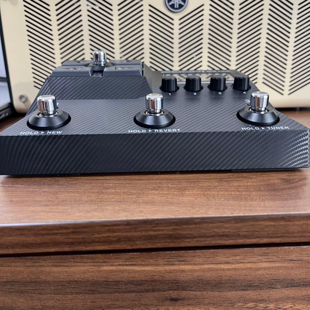 ZOOM G2 FOUR ズーム ギターマルチエフェクター＆フットスイッチハット